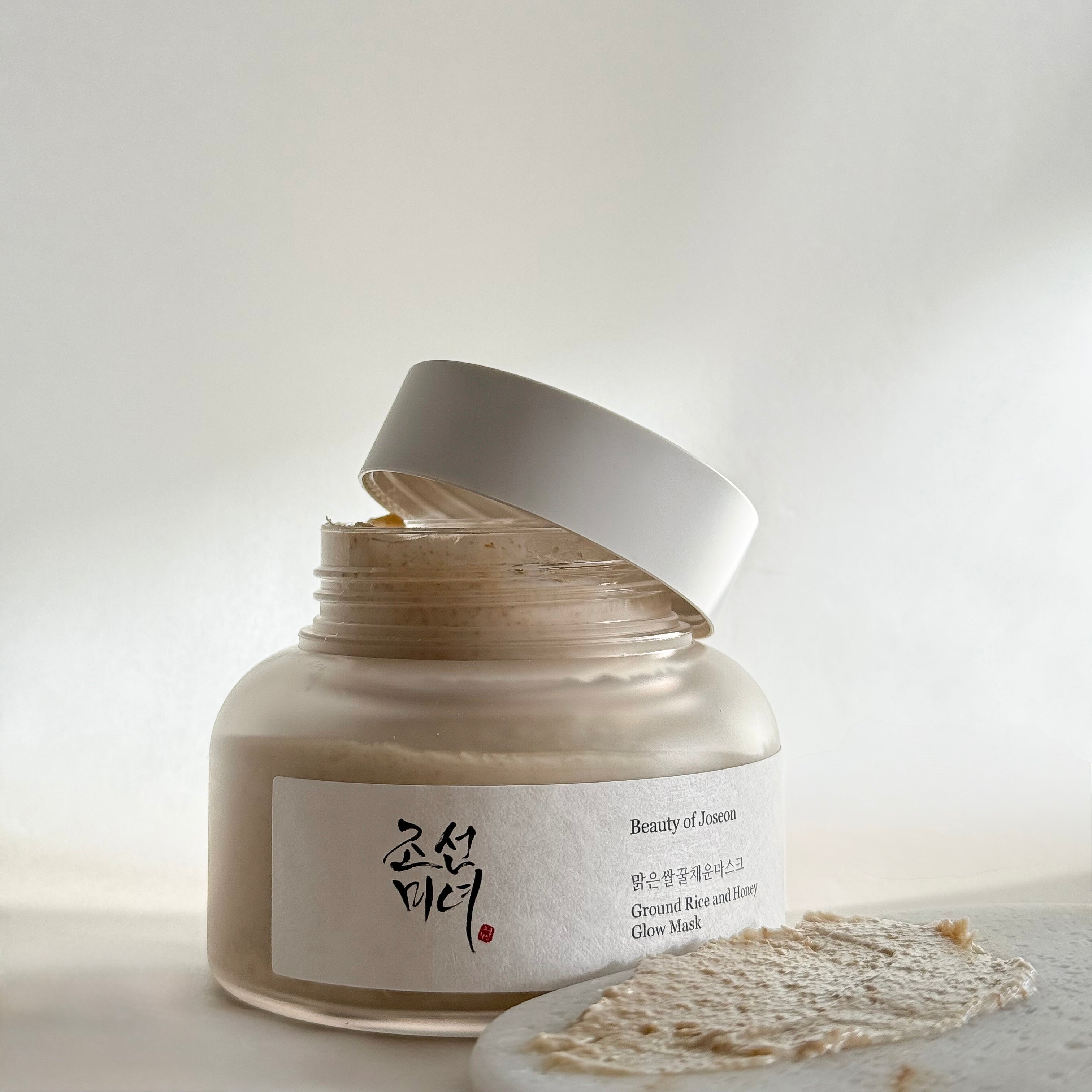 Fotografía de producto de un envase cosmético realizada por Nácar Studio